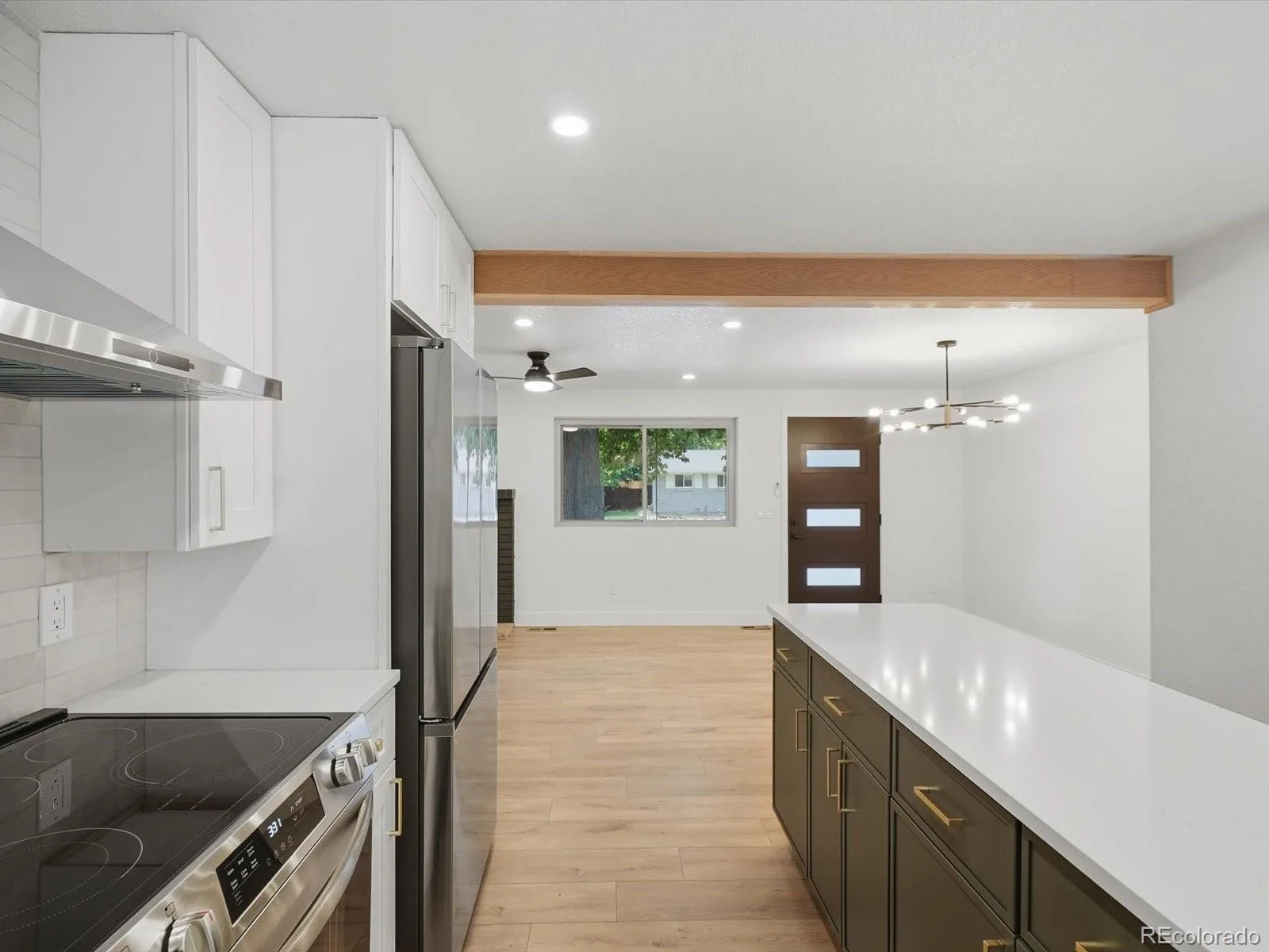 3455 W Powers Place Littleton CO 80123 | MLS #REC8142667 08152026222020 1600 15