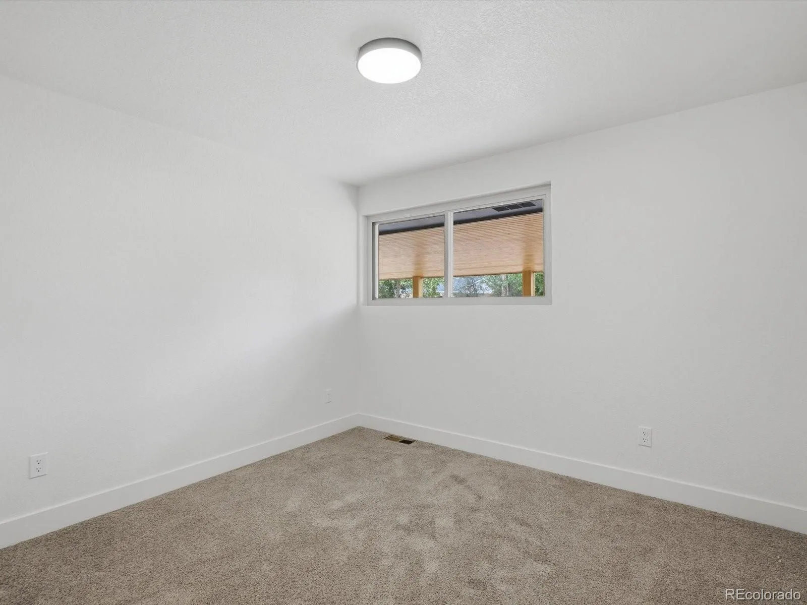 3455 W Powers Place Littleton CO 80123 | MLS #REC8142667 08152026222020 1600 29
