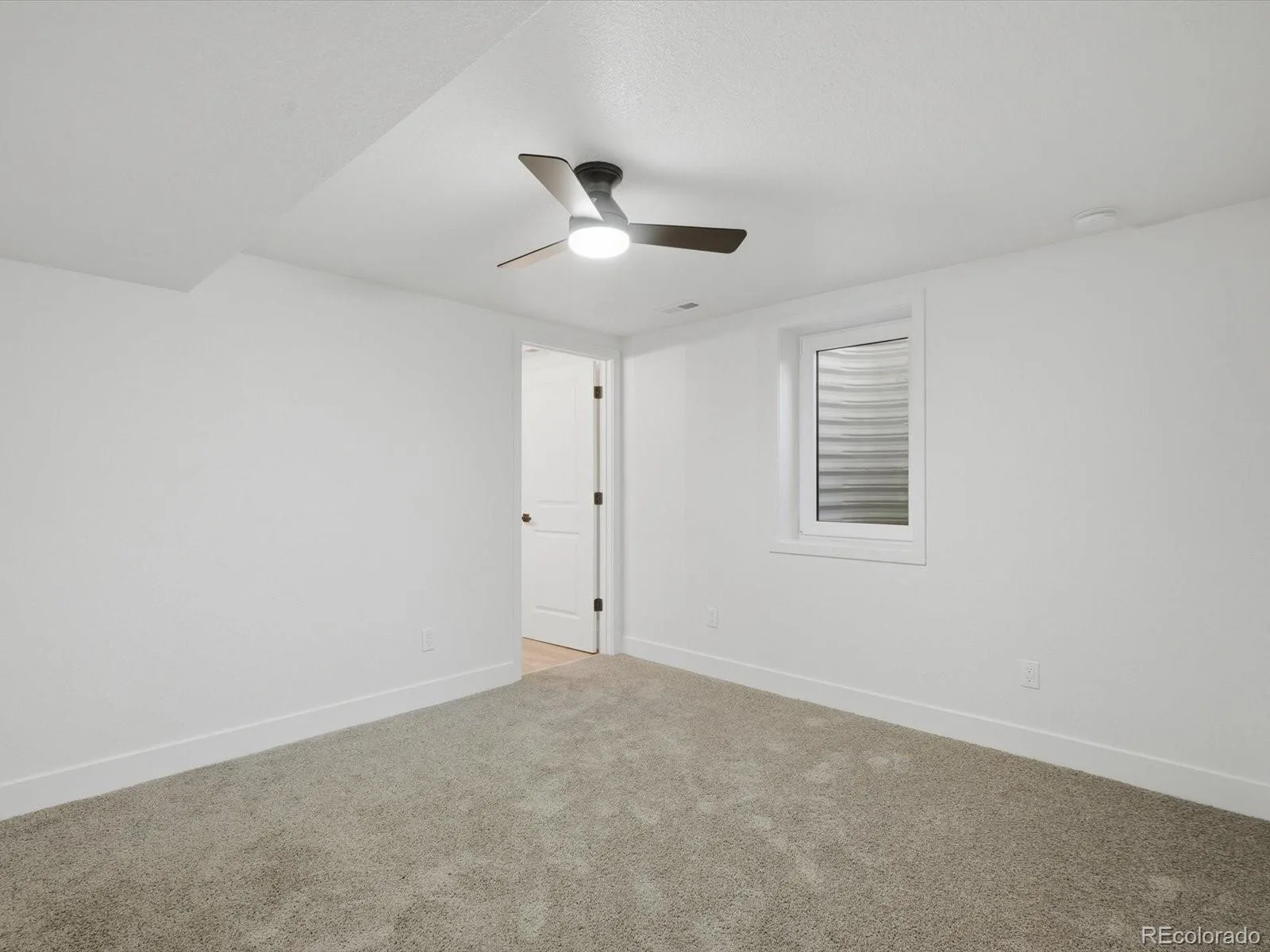 3455 W Powers Place Littleton CO 80123 | MLS #REC8142667 08152026222020 1600 40
