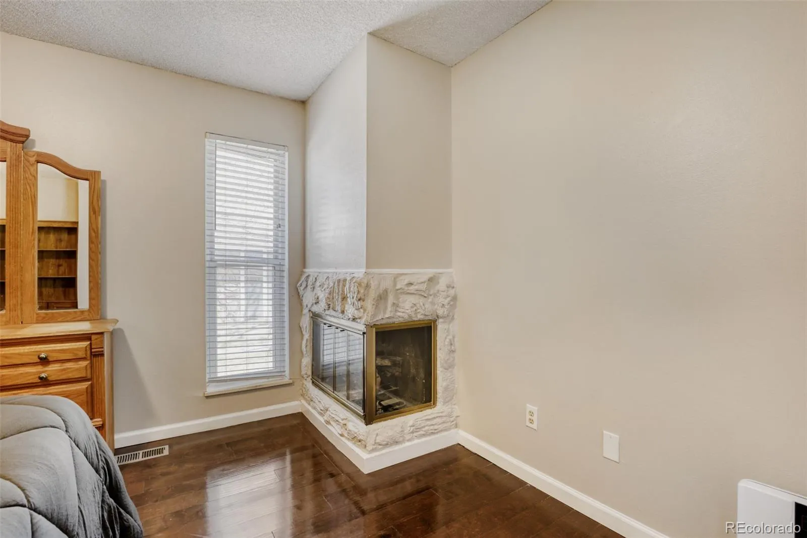 9901 E Evans Avenue #34A Aurora CO 80247 MLS #REC8143400 04172026233739 1600 18