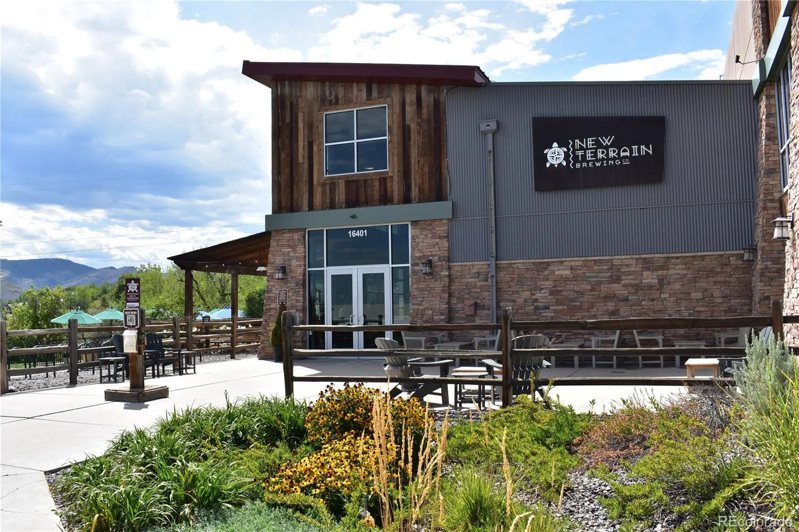 4701 Indiana Street Golden CO 80403 | MLS #REC8143507 08262026233701 1600 28