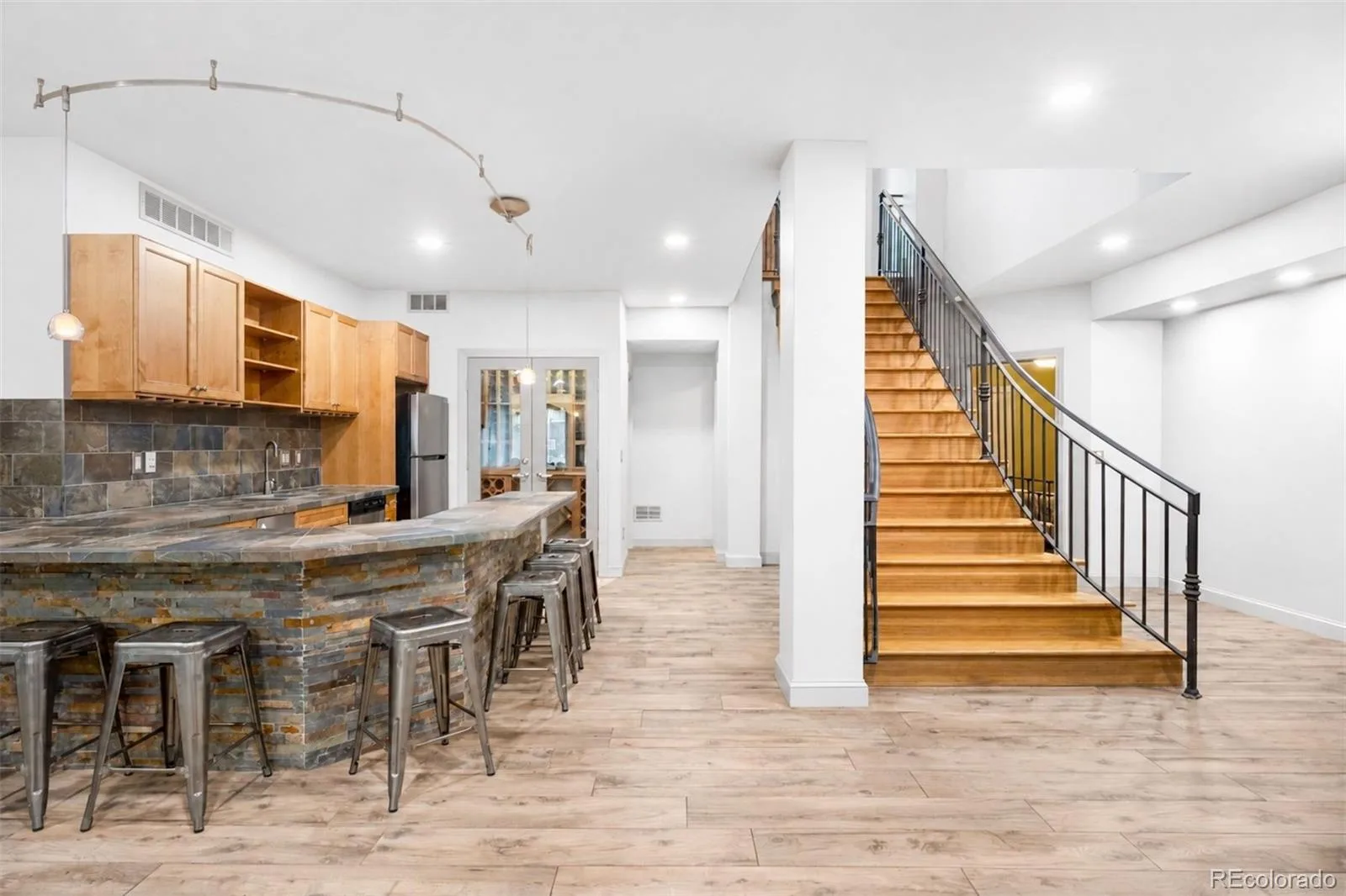 2020 S Madison Street Denver CO 80210 | MLS #REC8143602 10132026192449 1600 15
