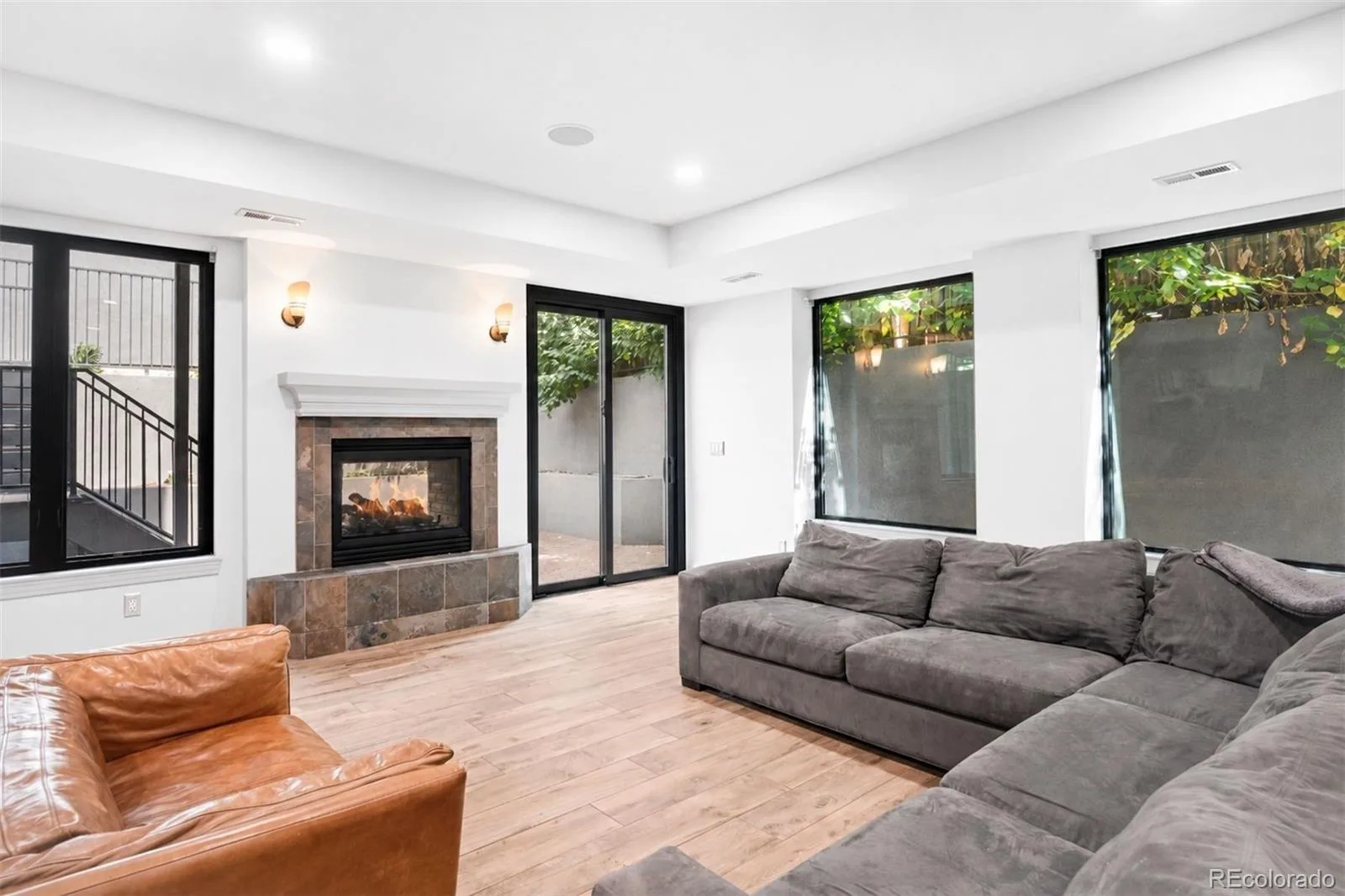 2020 S Madison Street Denver CO 80210 | MLS #REC8143602 10132026192449 1600 17