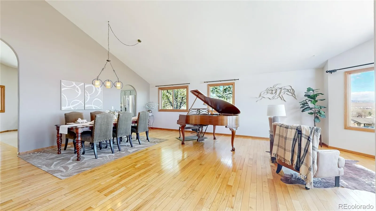 04142026161529 1600 8