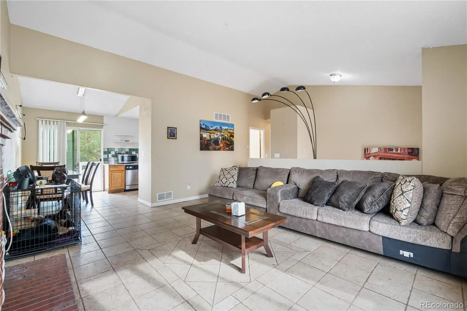 10012025173015 1600 6