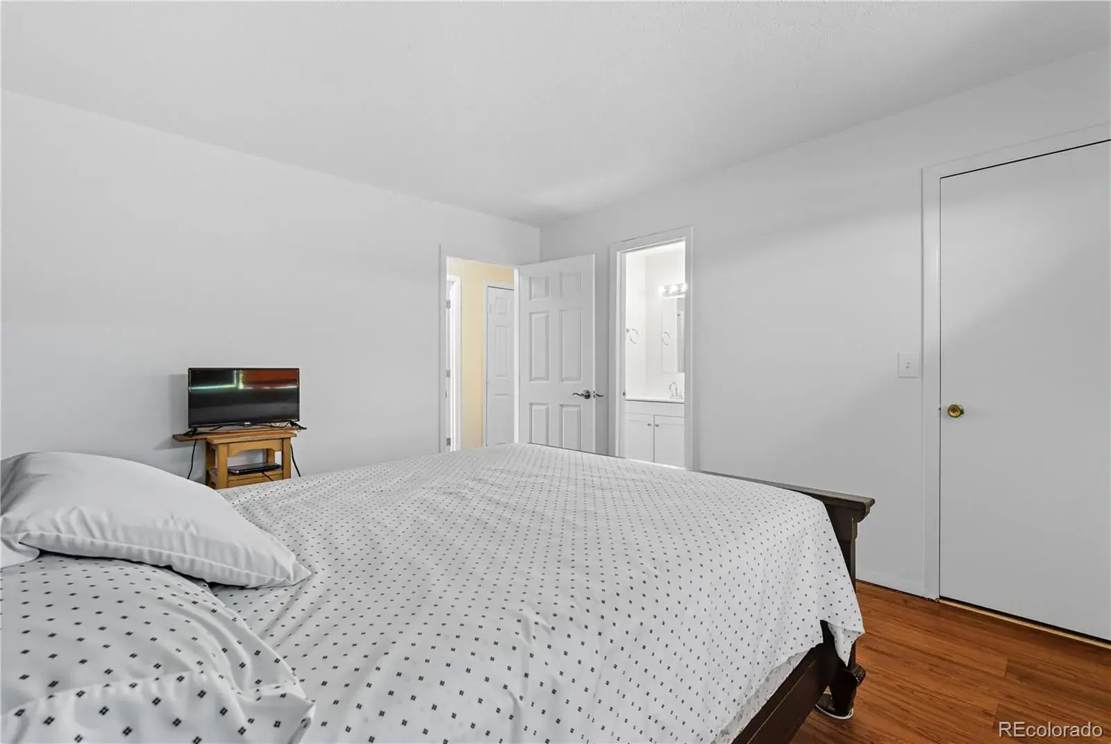 10012025173015 1600 9