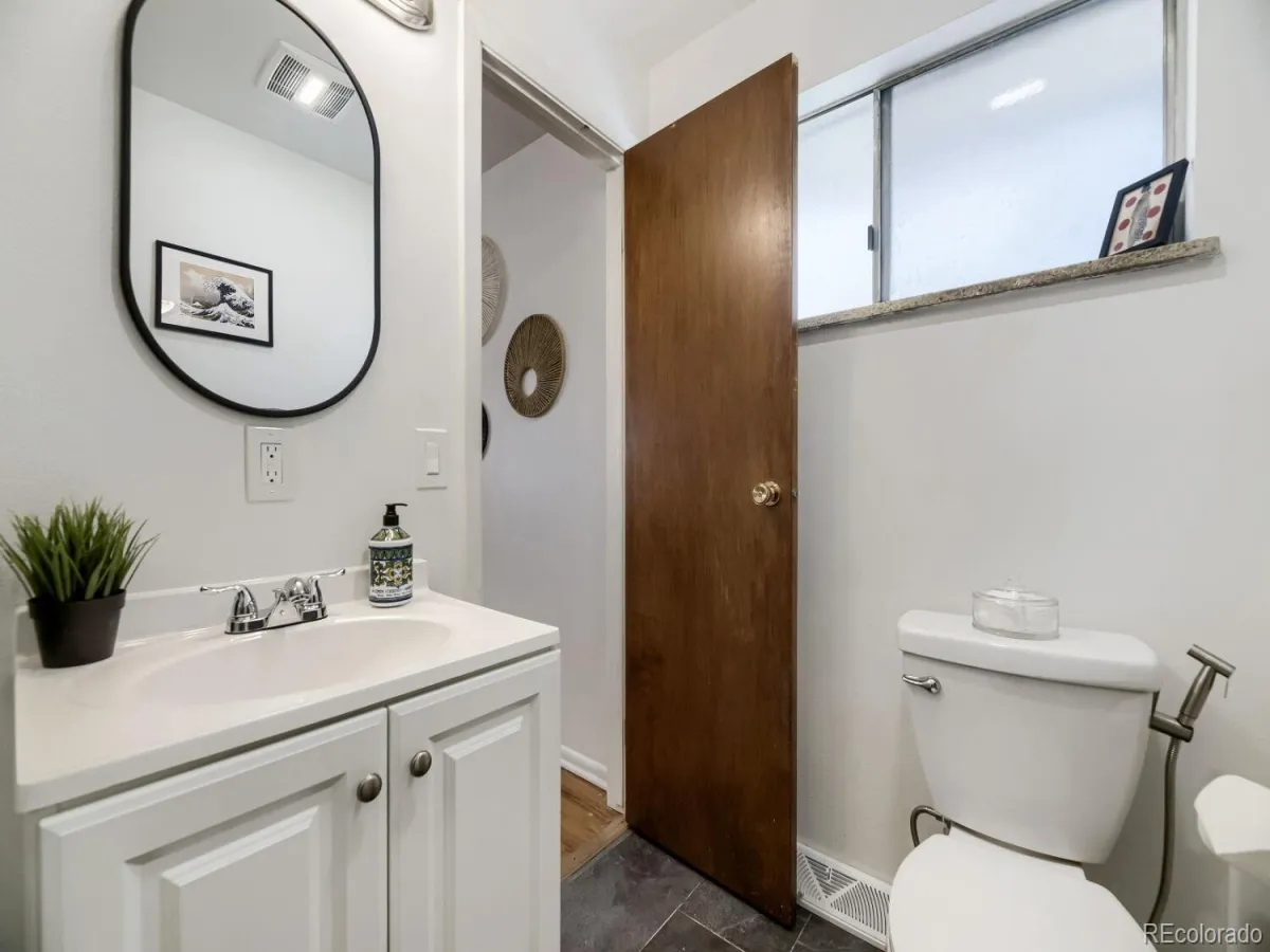 3326 S Verbena Court Denver CO 80231 MLS #REC8150154 04162026192541 1200 18