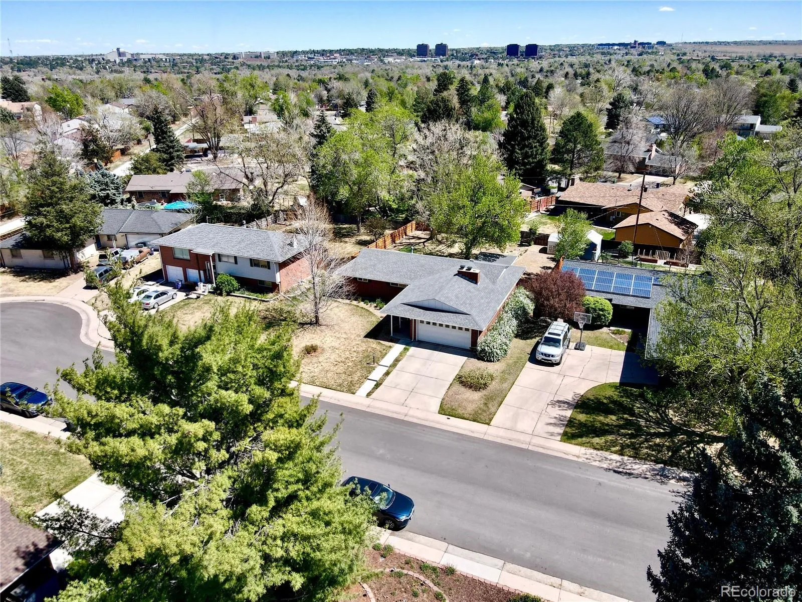 3326 S Verbena Court Denver CO 80231 MLS #REC8150154 04162026192541 1600 33