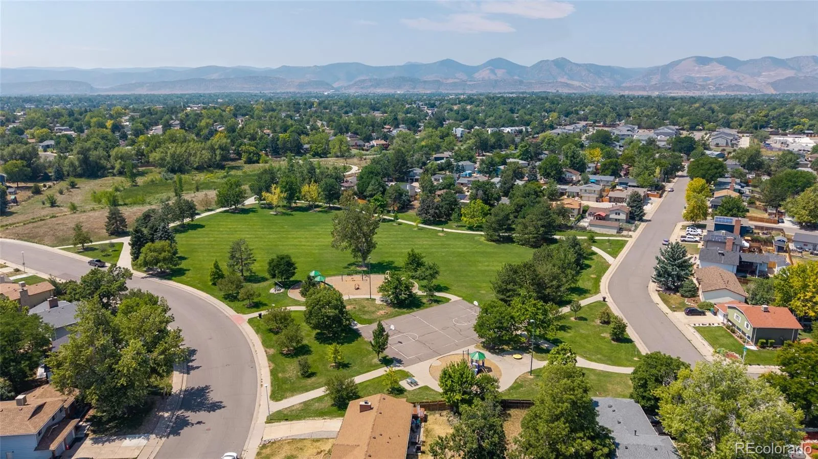 4610 S Garrison Street Littleton CO 80123 | MLS #REC8153536 08112026224254 1600 31