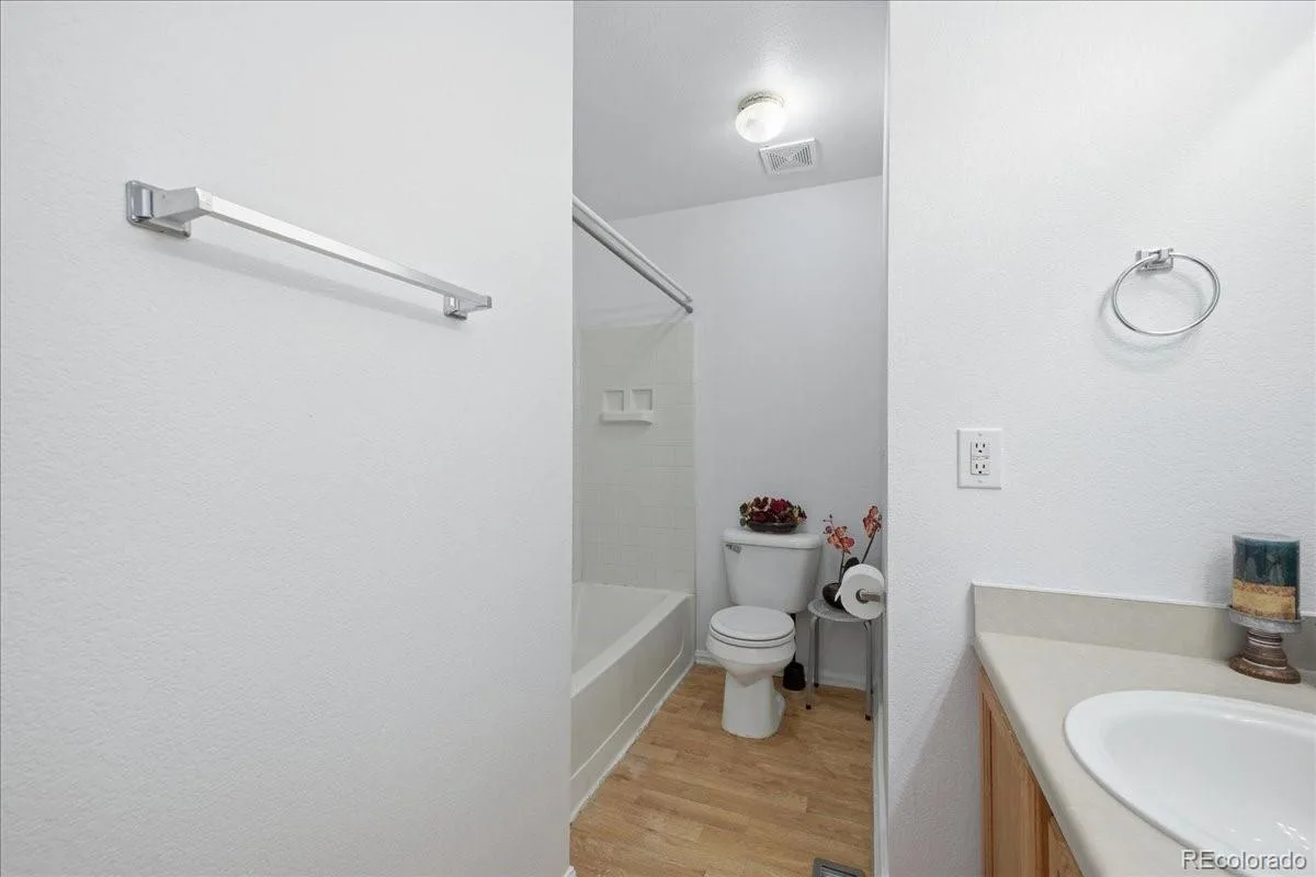 14363 E 47th Drive Denver CO 80239 | MLS #REC8156529 05302026045255 1200 23