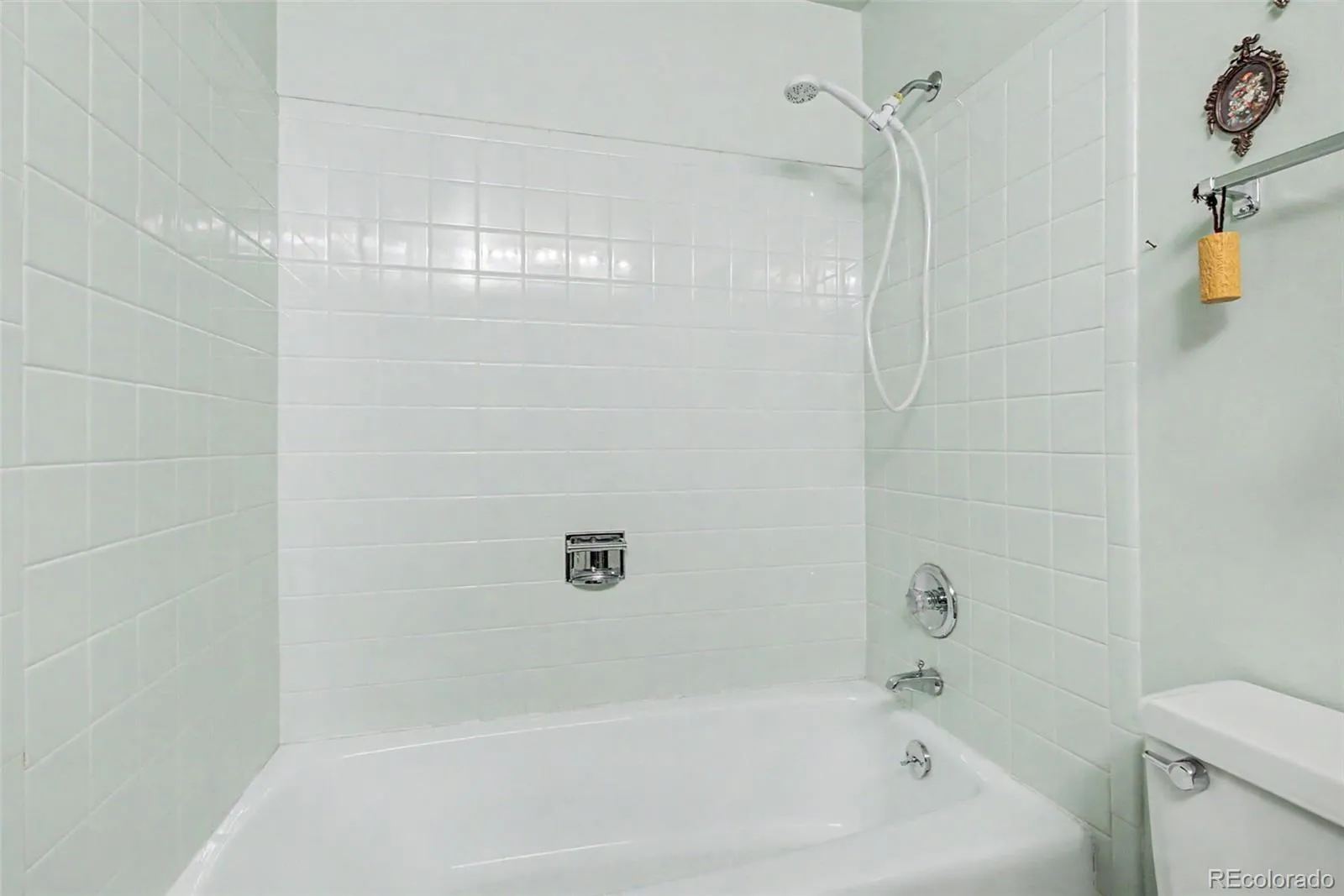 04012026120547 1600 20