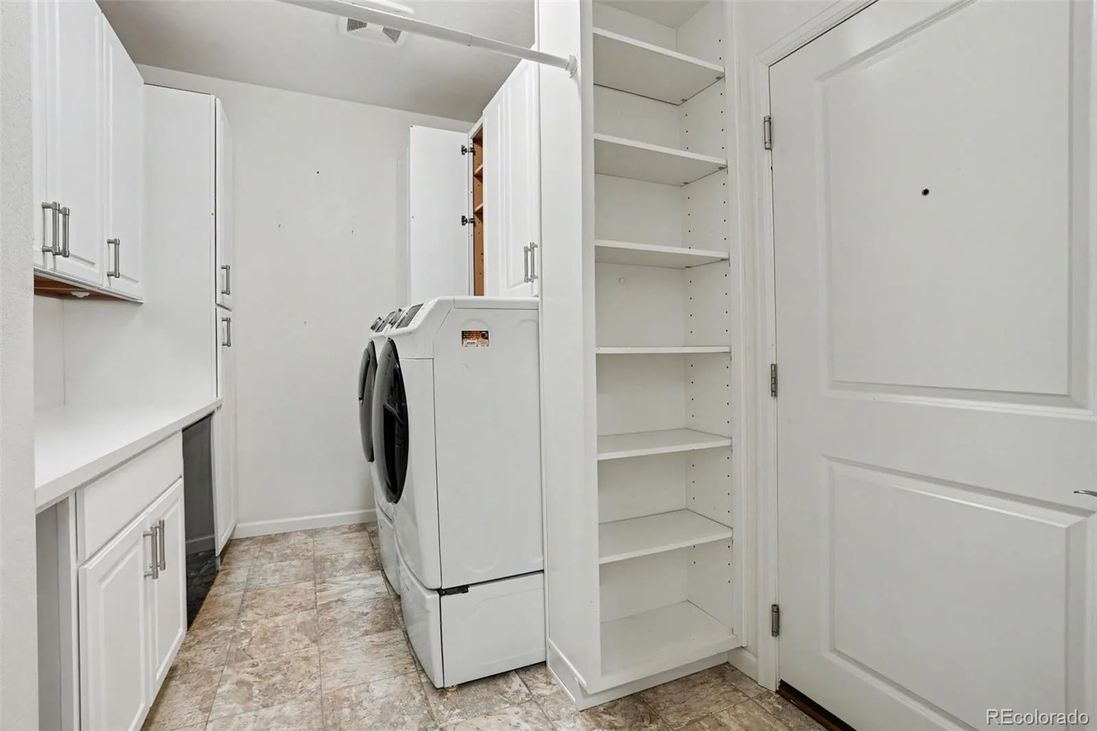 2008 S Flanders Way #A Aurora CO 80013 | MLS #REC8158238 08112026153509 1600 23