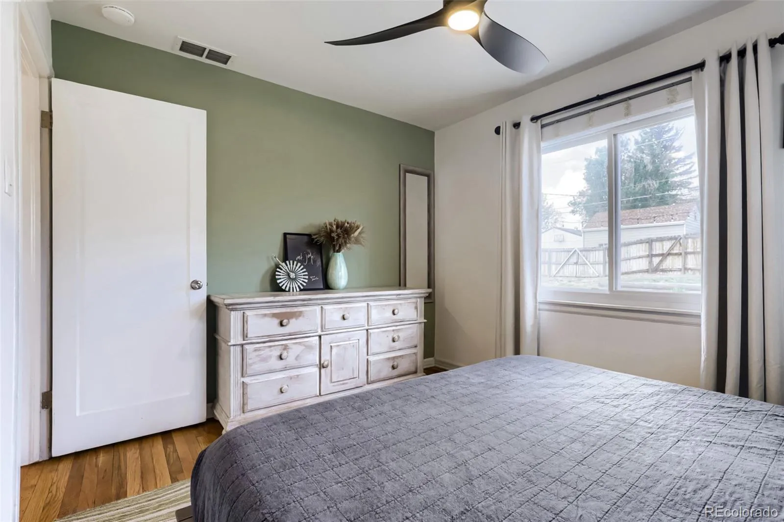 5115 Umatilla Street Denver CO 80221 MLS #REC8158325 05202026232456 1600 14