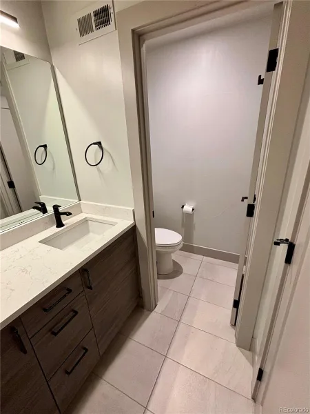 405 Harrison Street #1 Denver CO 80206 | MLS #REC8159756 09222026083357 800 16