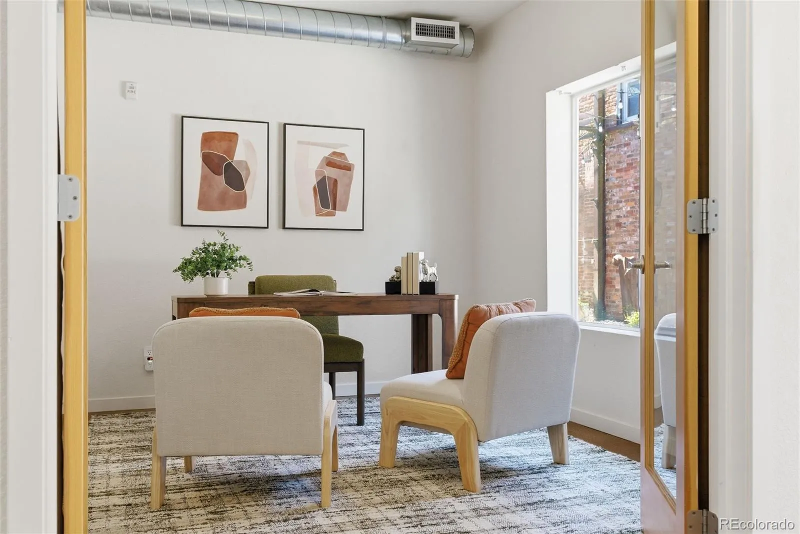 04142026143411 1600 11