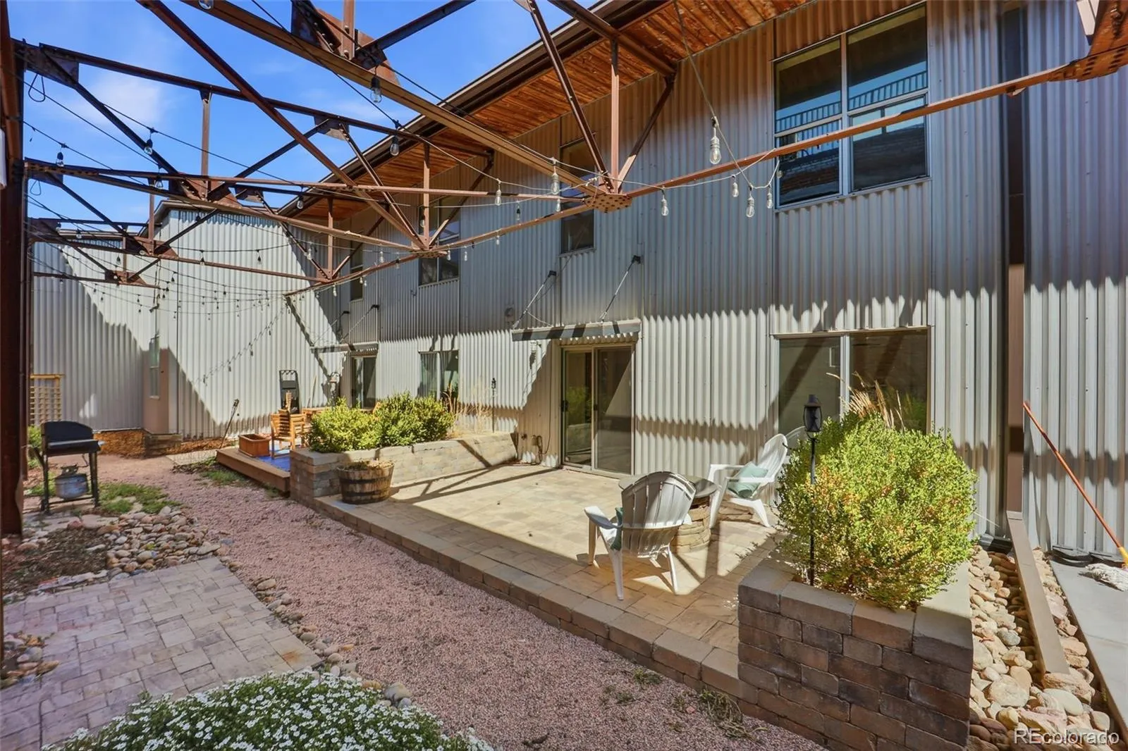 04142026143411 1600 23