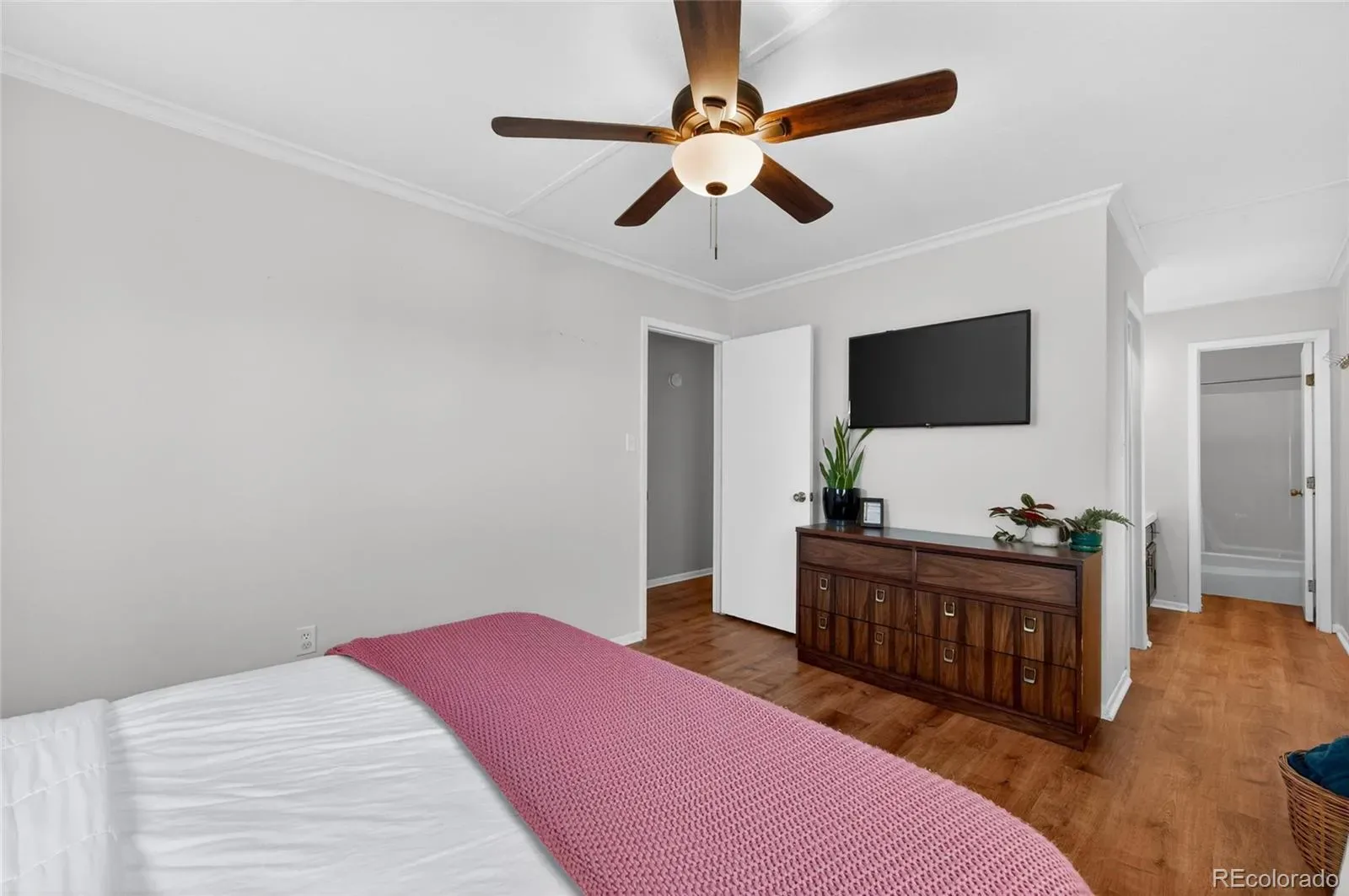 03272026234049 1600 14