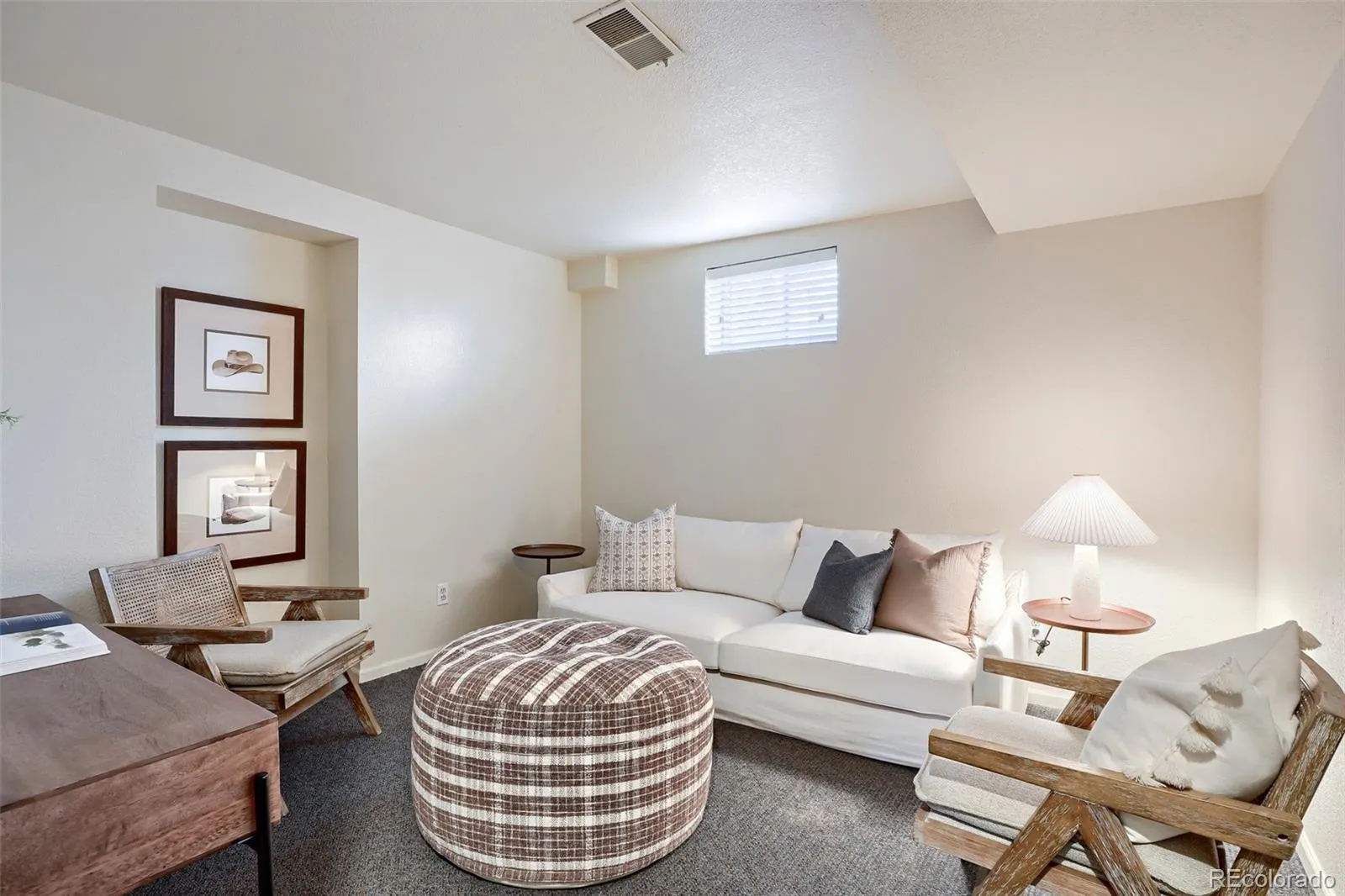 04162026003653 1600 19