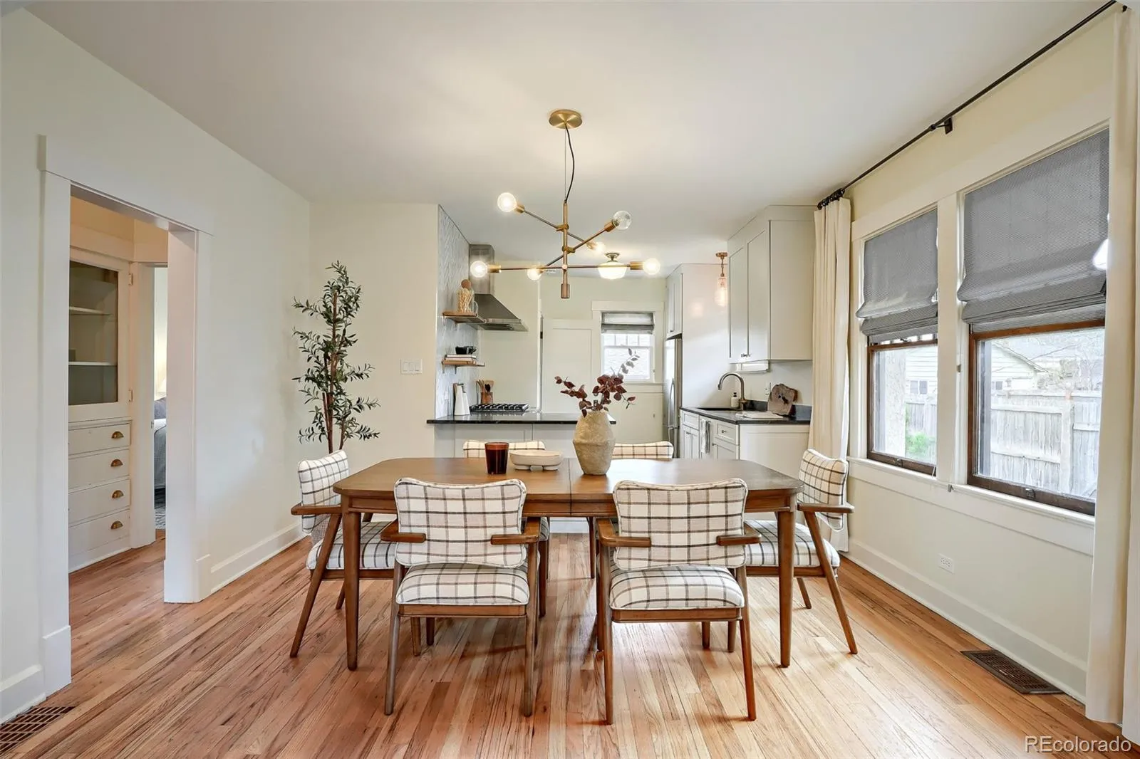 04162026003653 1600 7