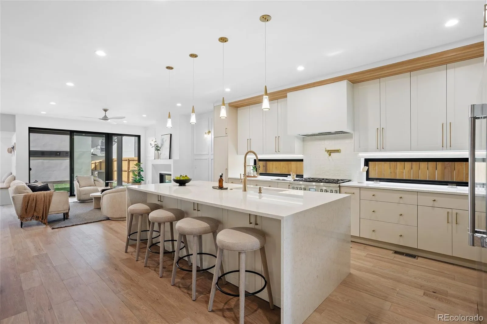 04042026232416 1600 4