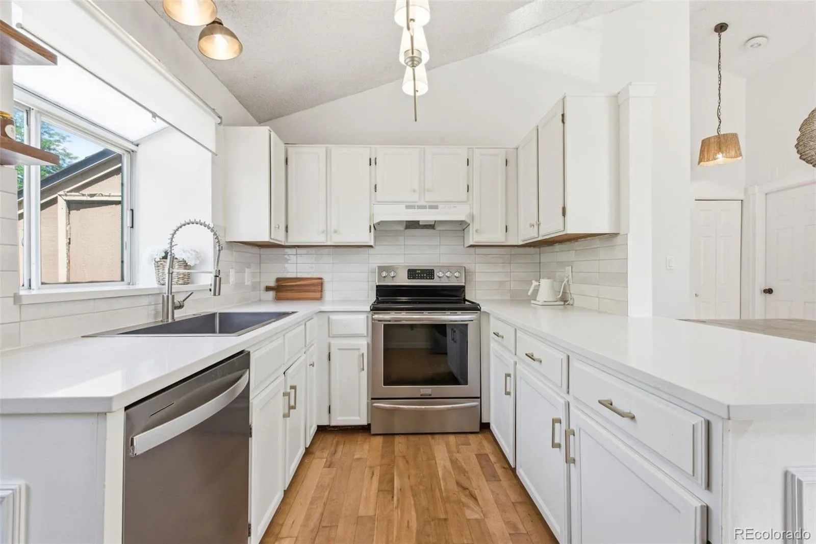 9604 W Chatfield Avenue #A Littleton CO 80128 | MLS #REC8175394 06242026235339 1600 10
