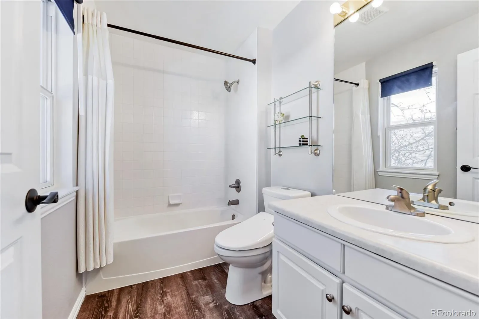 03102026200033 1600 20