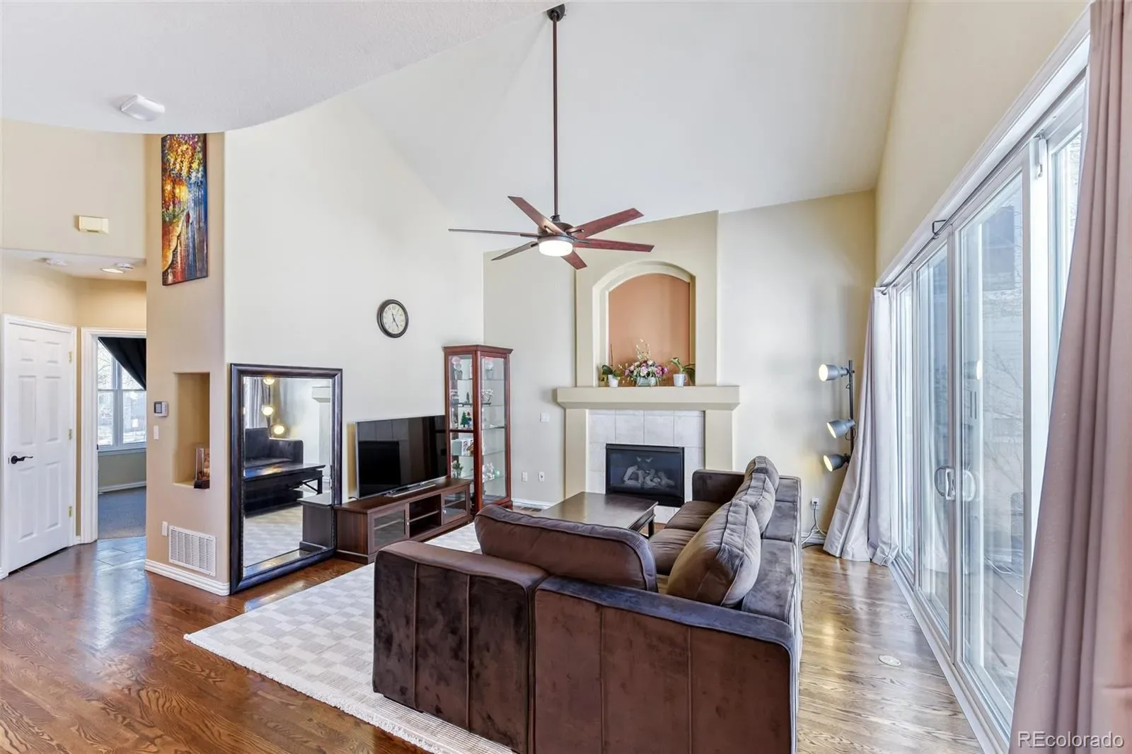 03102026200033 1600 8