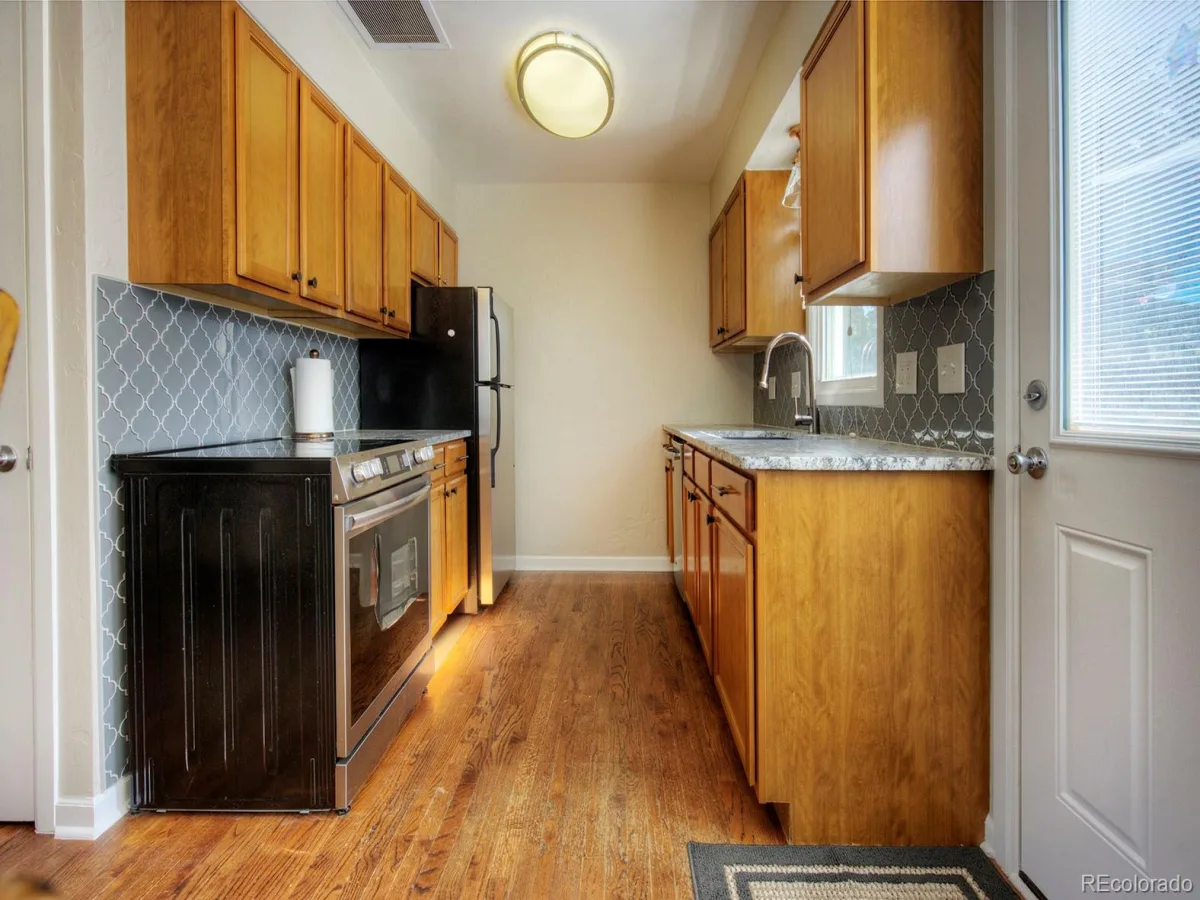 5656 S Elmwood Street Littleton CO 80120 | MLS #REC8178647 07232026191820 1200 14