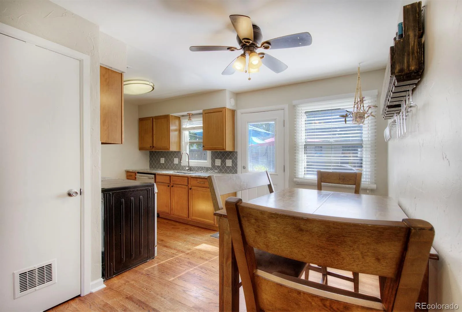 5656 S Elmwood Street Littleton CO 80120 | MLS #REC8178647 07232026191820 1600 12