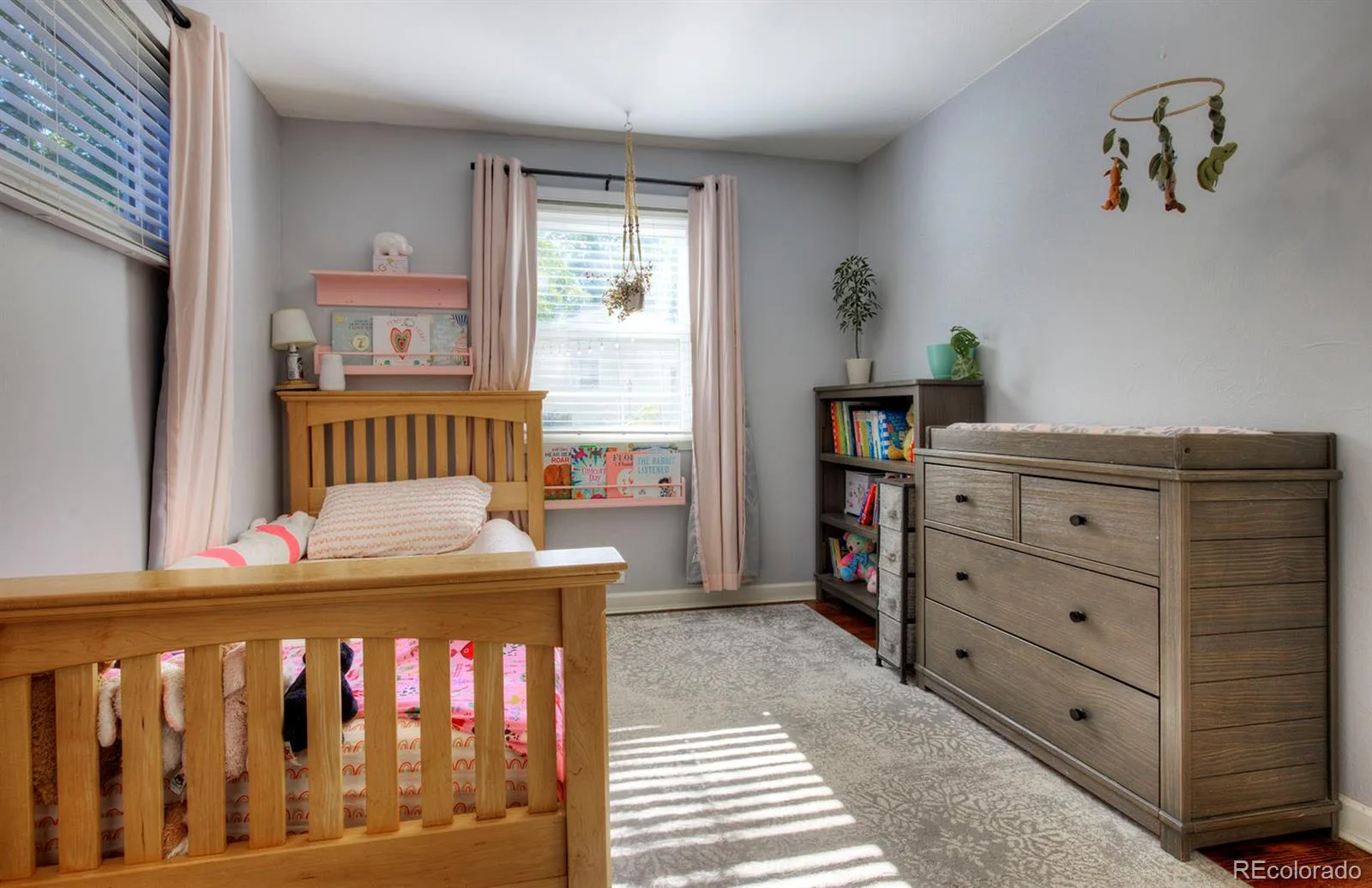 5656 S Elmwood Street Littleton CO 80120 | MLS #REC8178647 07232026191820 1600 6