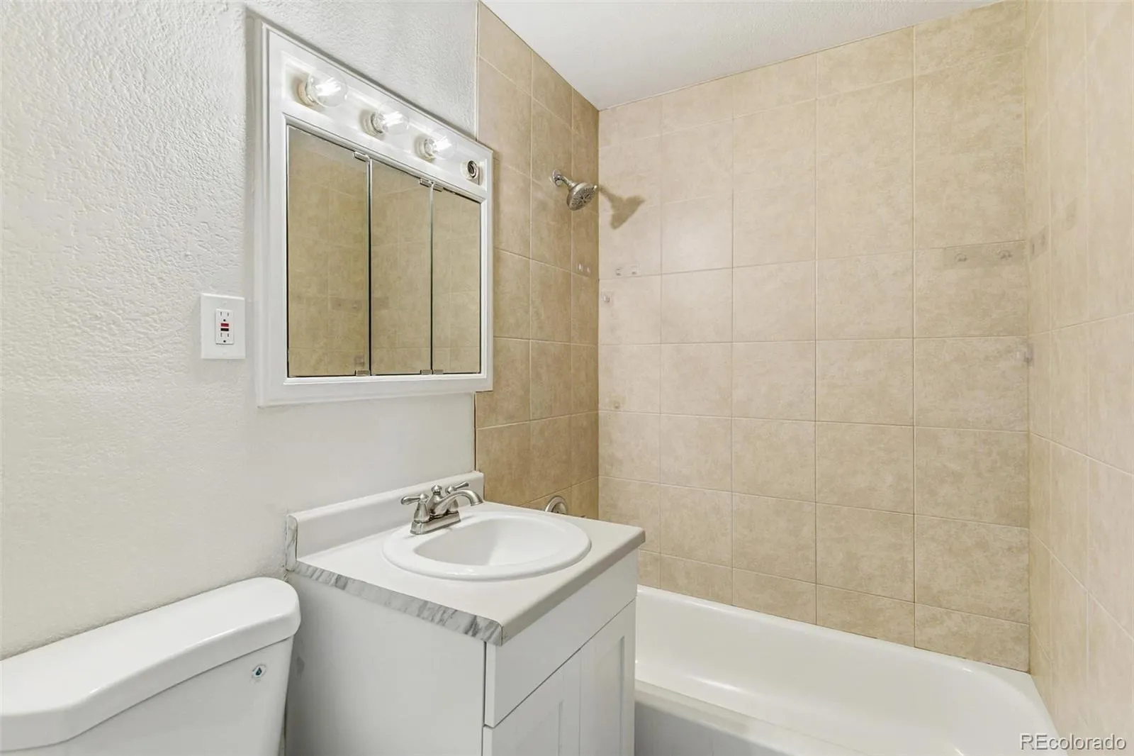 5494 S Knox Court Littleton CO 80123 MLS #REC8182512 05092026192238 1600 16