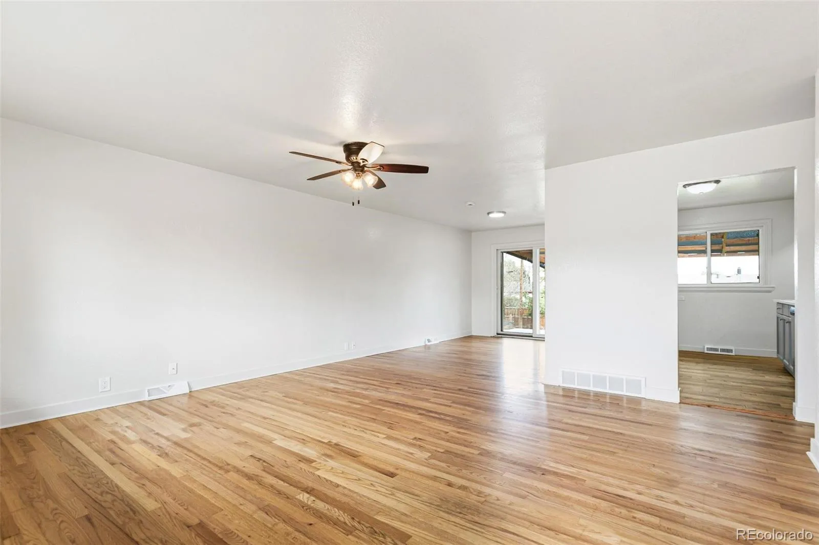 5494 S Knox Court Littleton CO 80123 MLS #REC8182512 05092026192238 1600 3