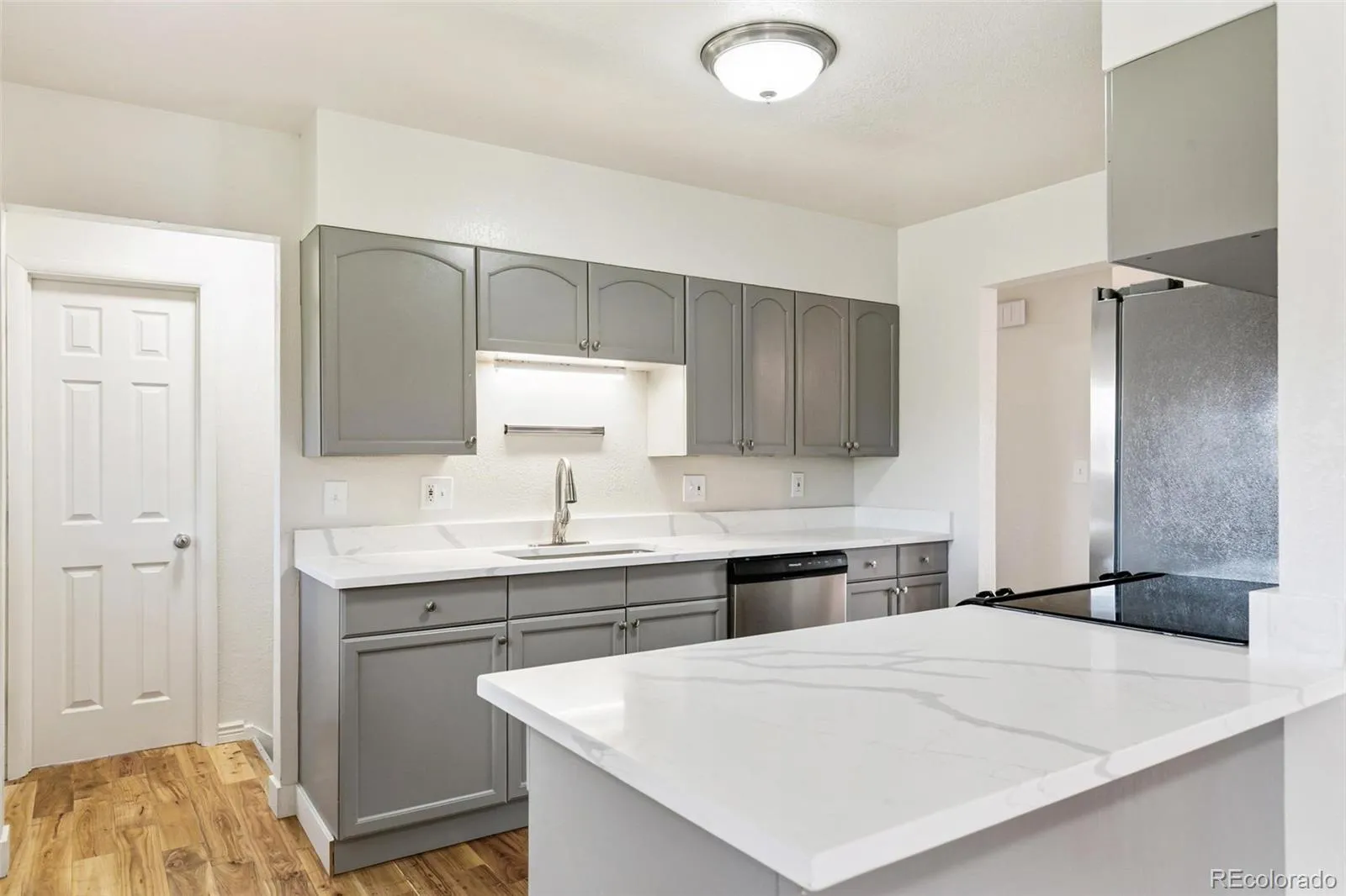 5494 S Knox Court Littleton CO 80123 MLS #REC8182512 05092026192238 1600 8