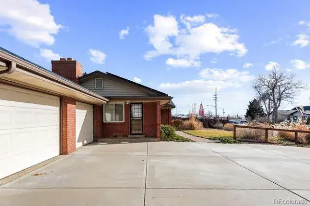 12282025163307 640 4