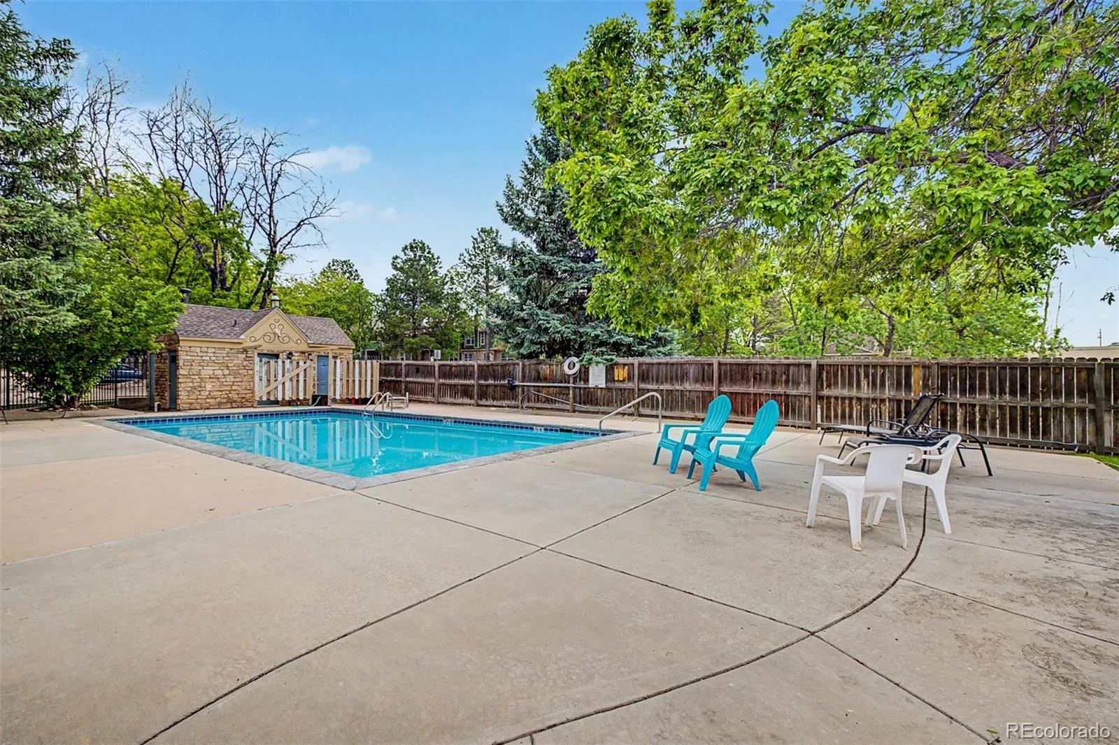 8198 S Columbine Court Centennial CO 80122 | MLS #REC8185413 08282026170609 1600 16