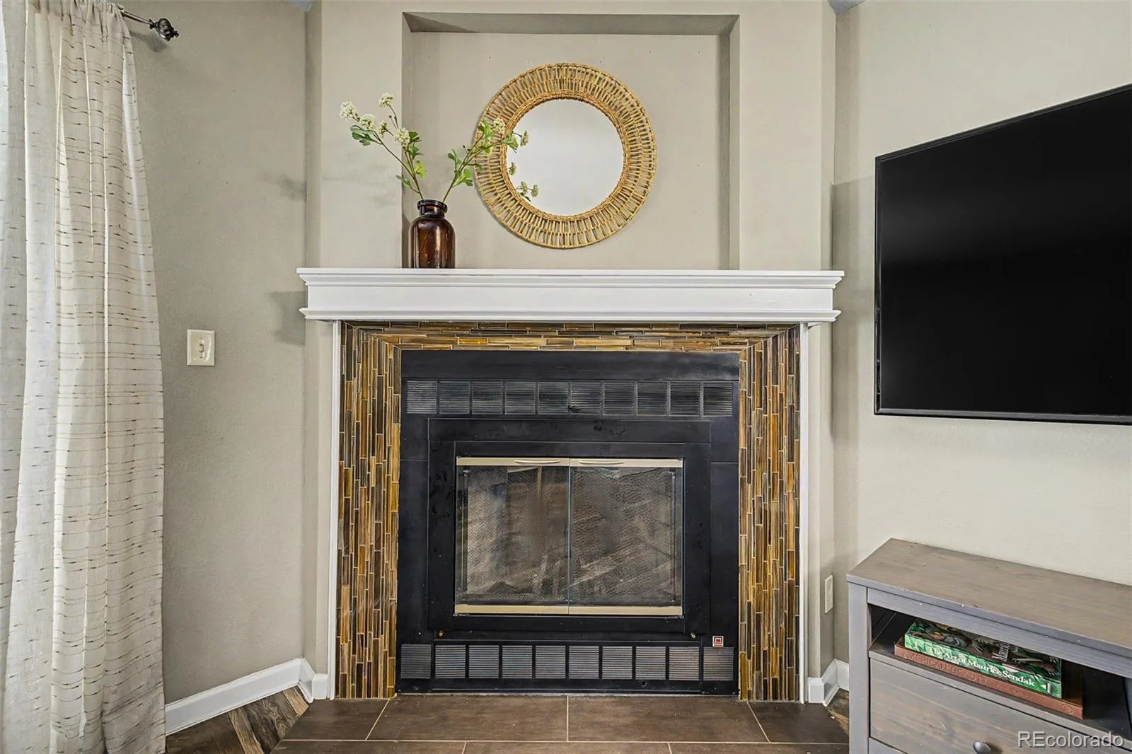 8198 S Columbine Court Centennial CO 80122 | MLS #REC8185413 08282026170609 1600 3