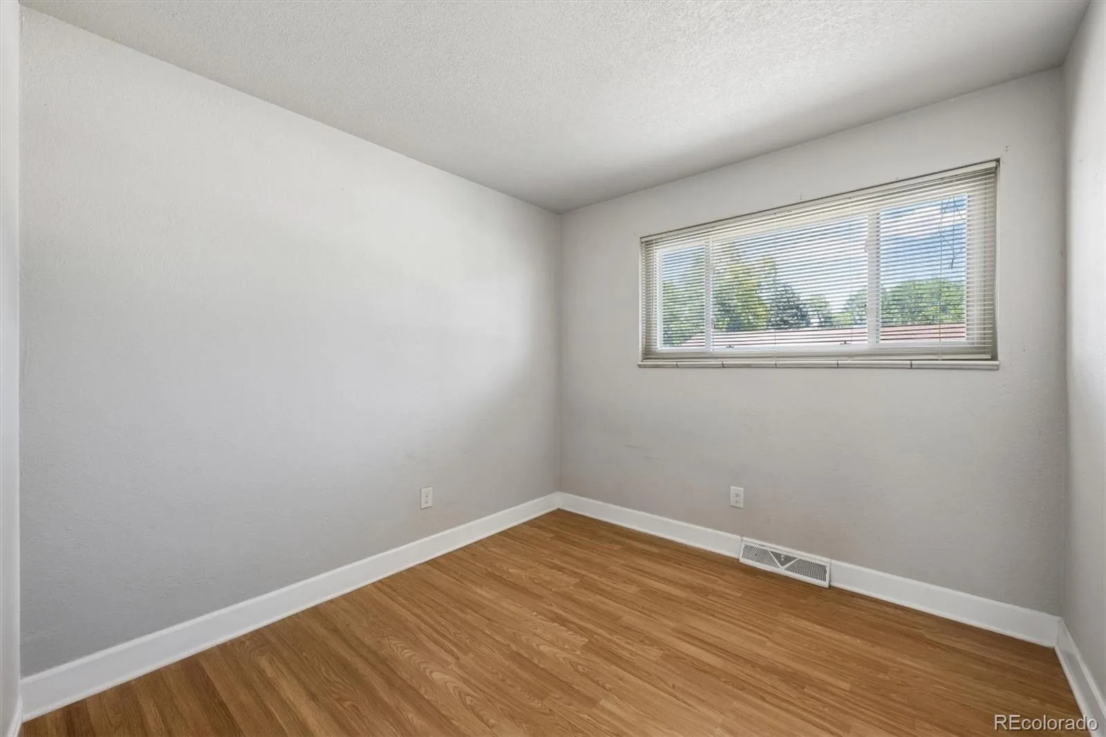 5690 W 79th Avenue Arvada CO 80003 | MLS #REC8185633 08212026034512 1600 7