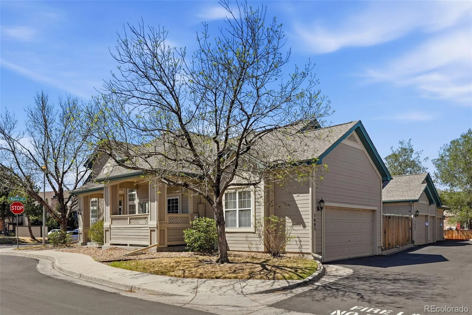 1685 S Emporia Court Aurora CO 80247 MLS #REC8189996 05212026185554 1600 1
