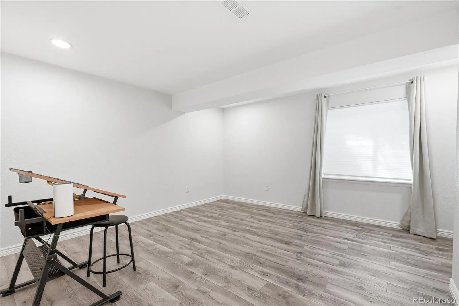 1685 S Emporia Court Aurora CO 80247 MLS #REC8189996 05212026185554 1600 22