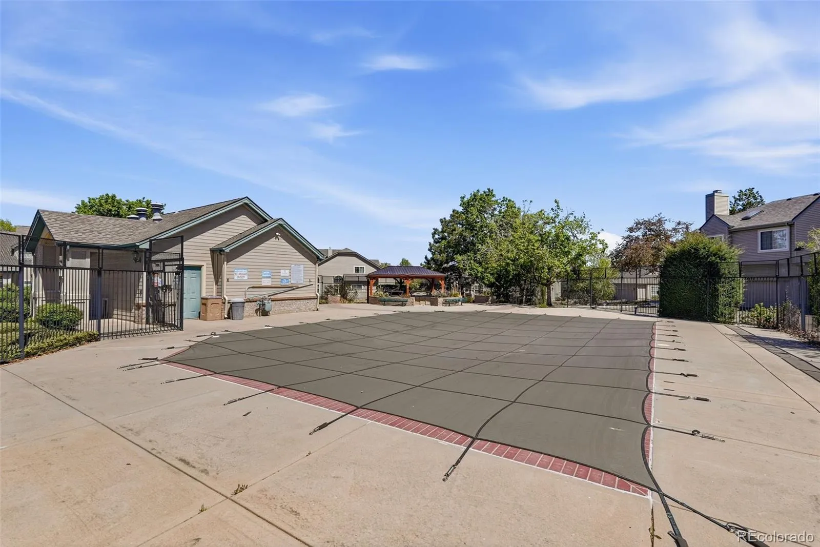 1685 S Emporia Court Aurora CO 80247 MLS #REC8189996 05212026185554 1600 28