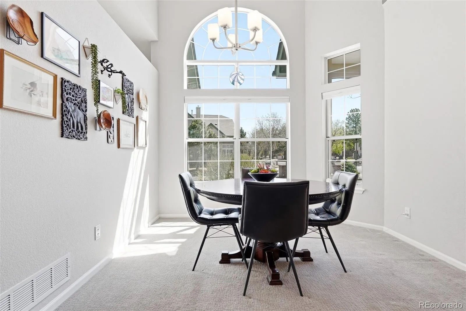 1685 S Emporia Court Aurora CO 80247 MLS #REC8189996 05212026185554 1600 6