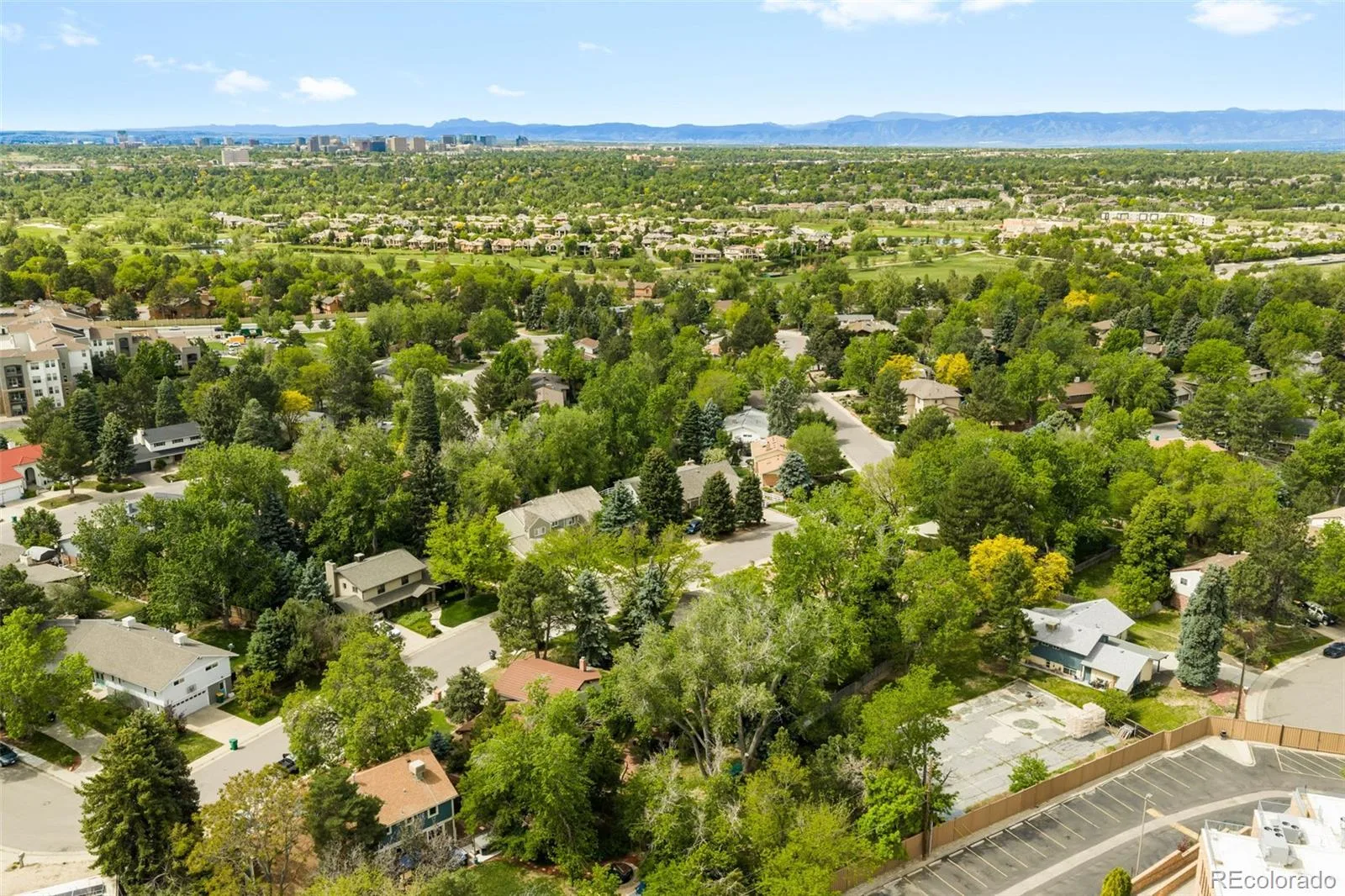 2141 S Dallas Street Denver CO 80231 MLS #REC8190567 06012026231515 1600 44