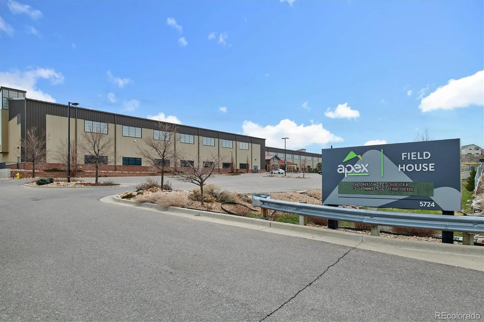 7151 Lamar Street Arvada CO 80003 | MLS #REC8190770 07162026234952 1600 34