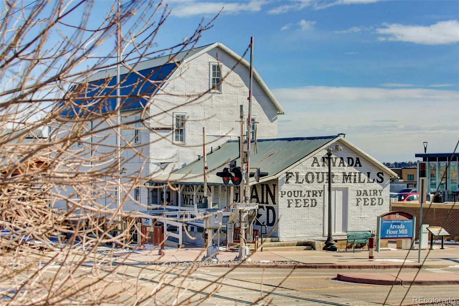7313 W 60th Avenue Arvada CO 80003 MLS #REC8191226 05222026222517 1600 37