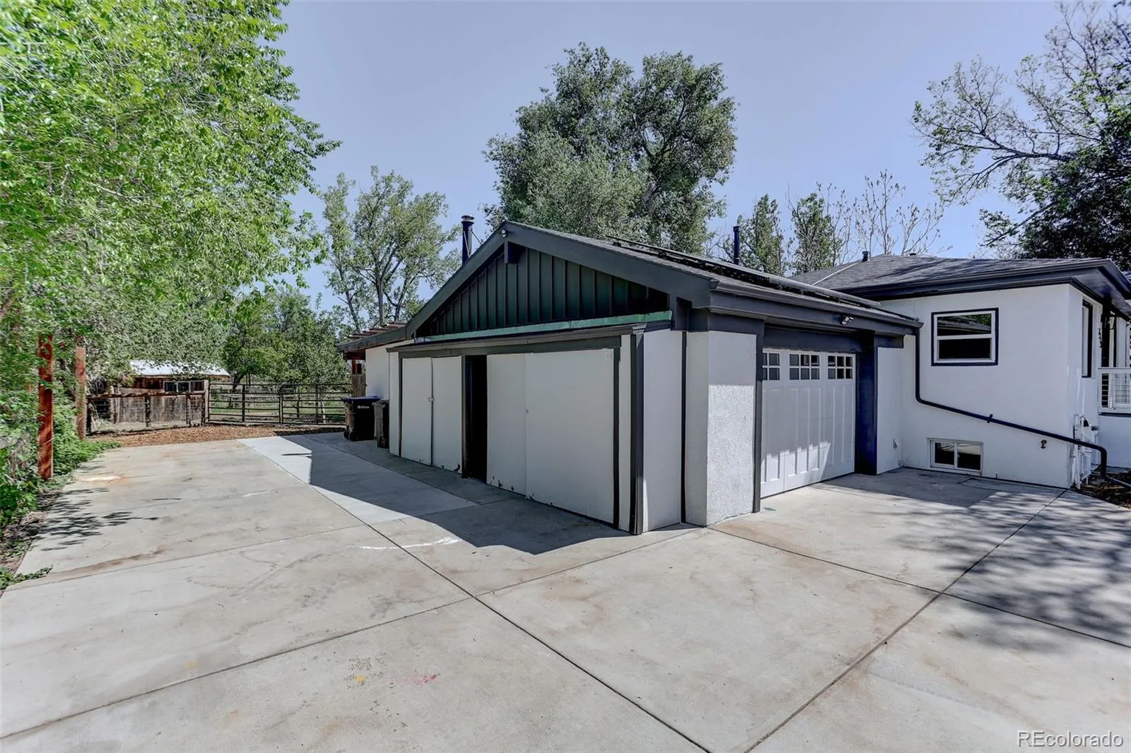7313 W 60th Avenue Arvada CO 80003 MLS #REC8191226 05222026222517 1600 42