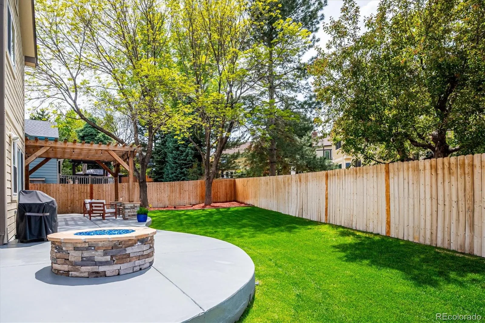 10003 Armadillo Drive Lone Tree CO 80124 MLS #REC8191728 06022026190019 1600 33