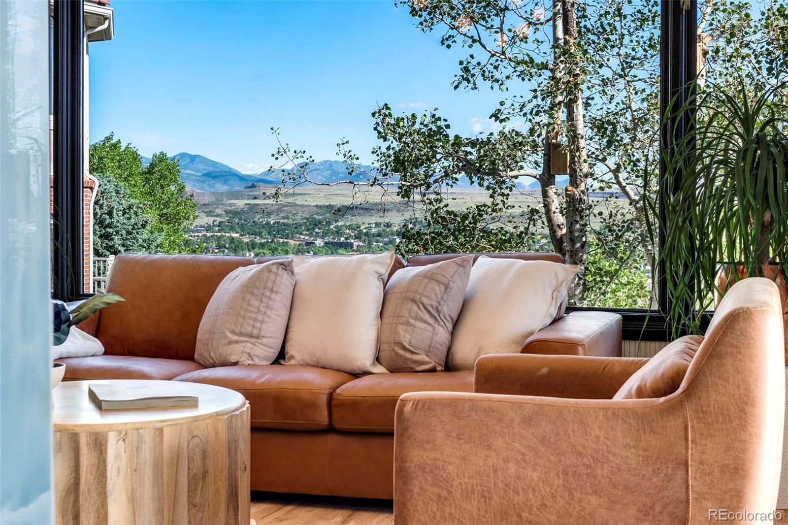 122 Loveland Way Golden CO 80401 | MLS #REC8195305 06202026055006 1600 12
