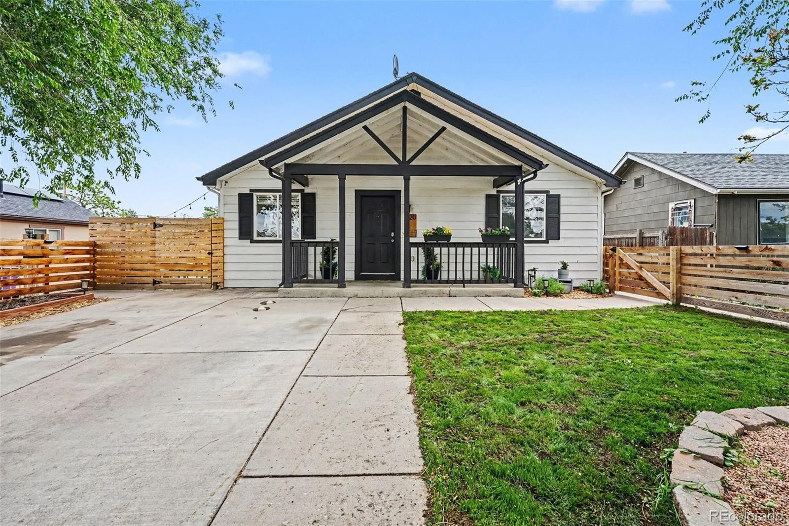 620 S Stuart Street Denver CO 80219 MLS #REC8197444 05282026162742 1600 0