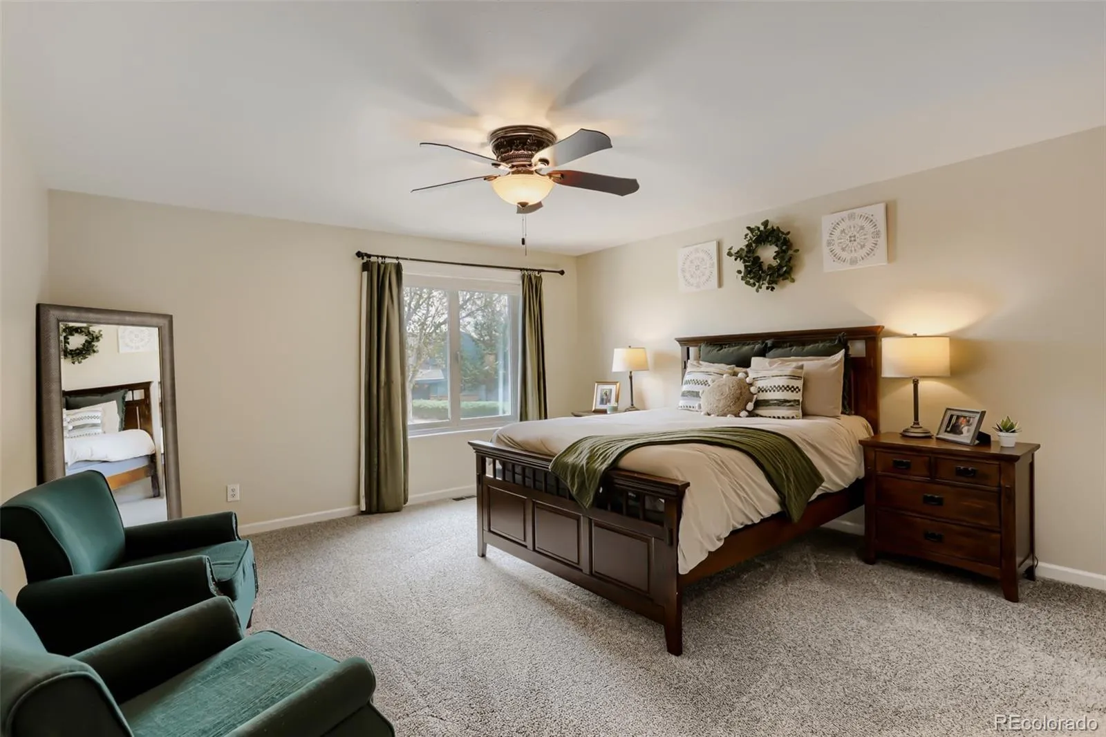 04152026211300 1600 23