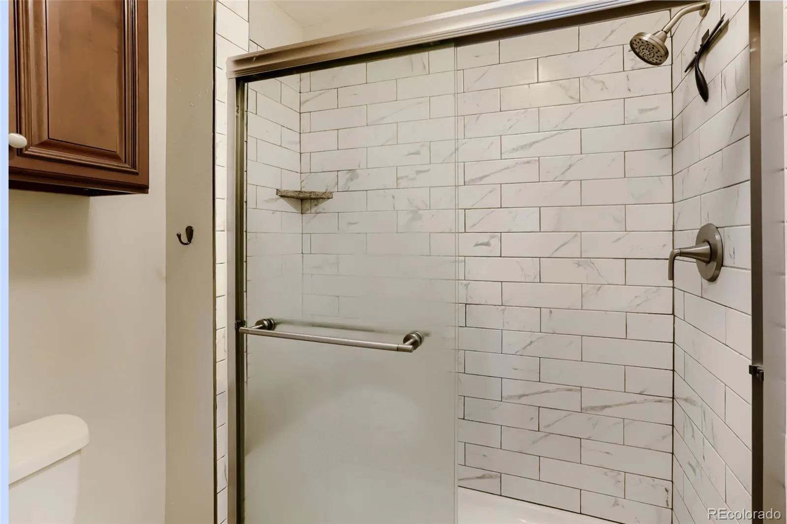 04152026211300 1600 27